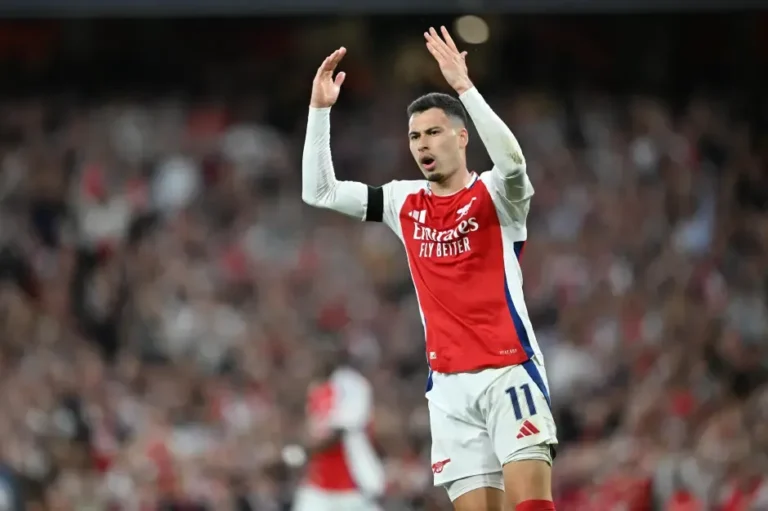 ปืน ร่วมวง หงส์ คว้าตัวรุก PSG เสริมมิติเกมรุกหากขาย มาร์ติเนลลี ได้