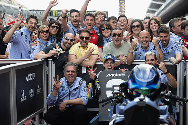 รอยยิ้มบนเตียงหมอ และสปิริตที่ยิ่งใหญ่! เบื้องหลัง Catalan GP รถอคอสต้าวูบ, พลังโกรกู และน้ำใจจาก Honda ถึง Gresini
