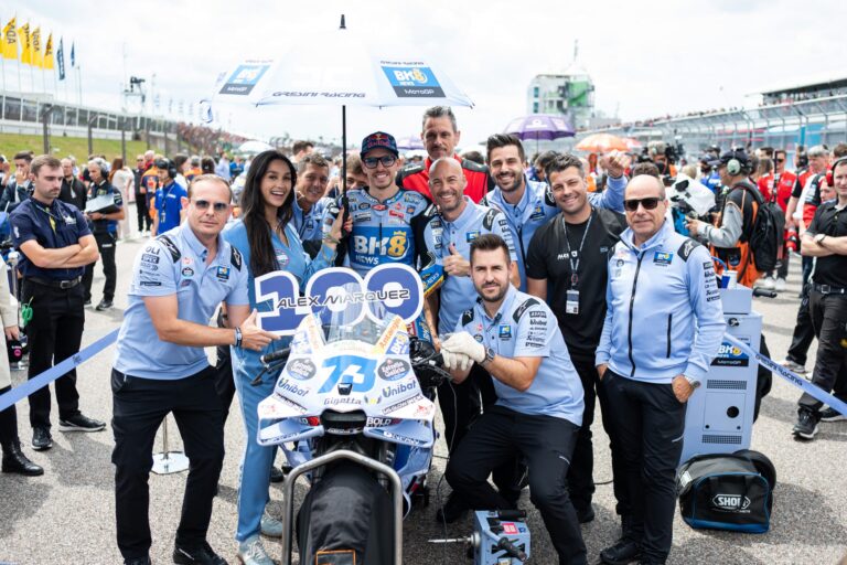 หนึ่งคืนก่อนแข่ง: ทีมงาน Gresini ทำอะไรกับรถของ Álex Márquez และ Fermín Aldeguer?